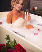 Анкета проститутки Каролина - метро Кузьминки, возраст - 23